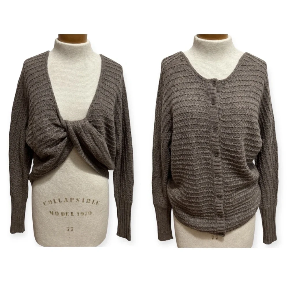 Vintage Moda International Reversible Sweater Women Medium Twist Button Wool Moh - Picture 1 of 13